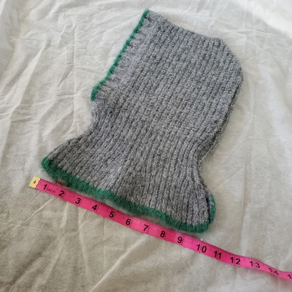 Hat - Picture 2 of 6